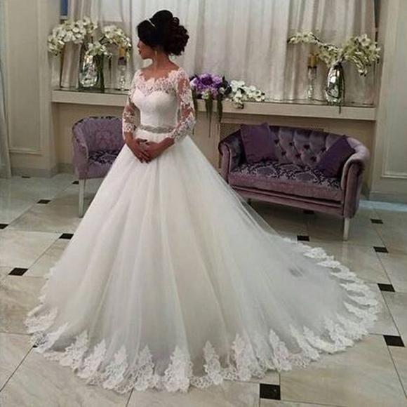 فستان زفاف بتصميم قمة فى الجمال