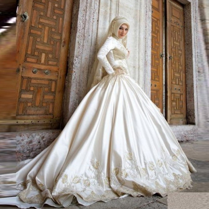 فستان زفاف شامبين بتصميم شيك جداً