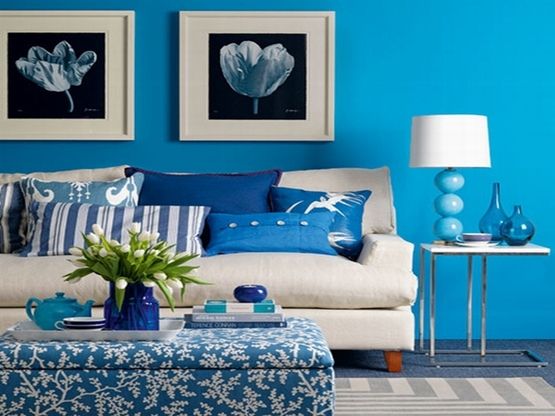 غرفة معيشة زرقاء شيك جداً ورائعة وتناسب الذوق الراقي