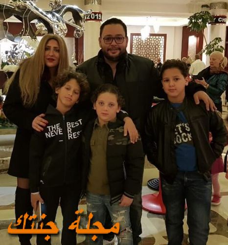 أحمد رزق وزوجته واولادها